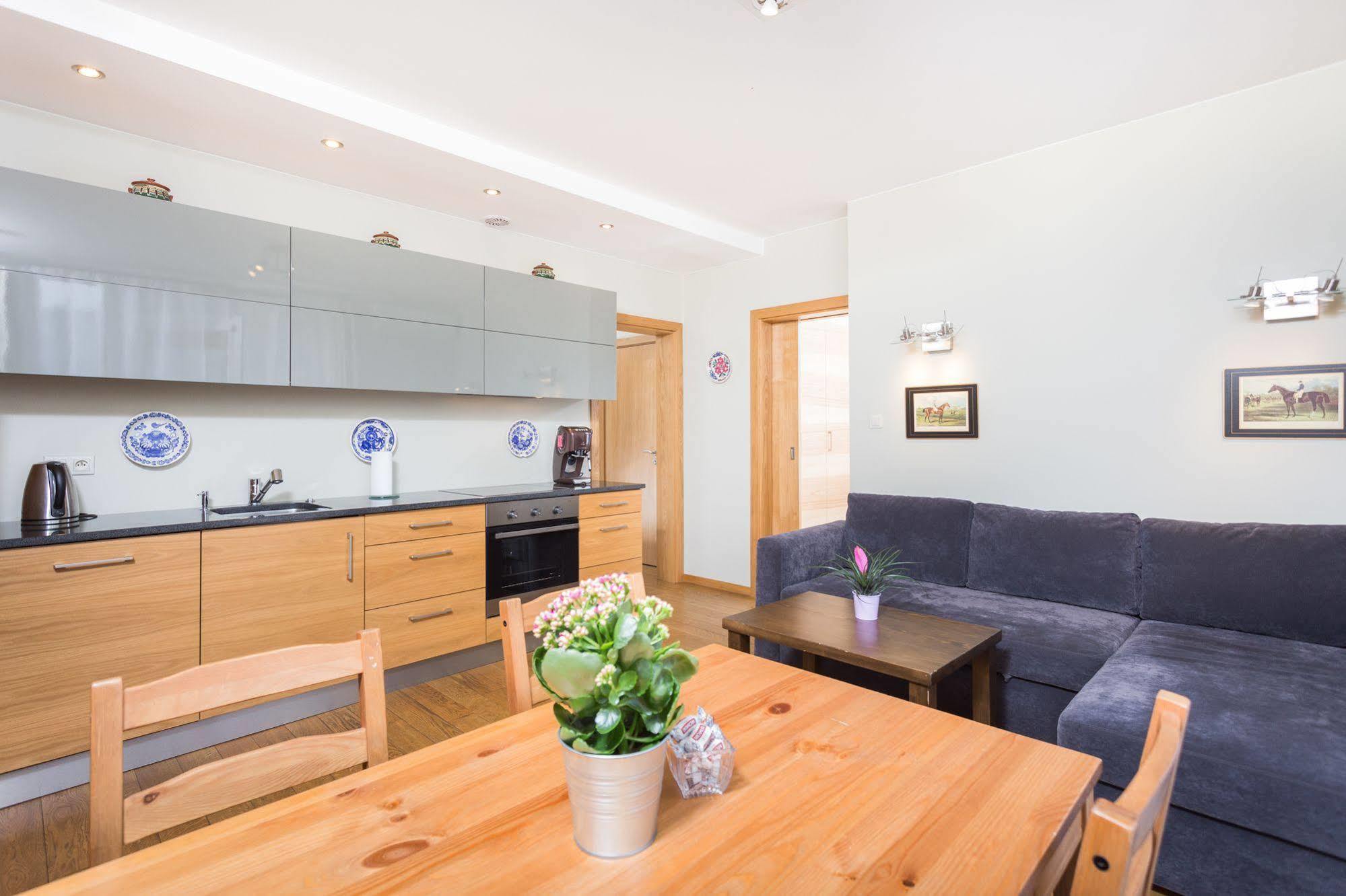 Inpoint Old Town Szeroka Apartments كراكوفيا المظهر الخارجي الصورة